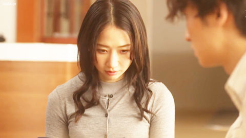 JUR_357_汗水狂流，理智蒸發。_高潮到飛起來！盛夏不倫性愛的大痙攣高潮_水戶香奈_中文字幕_001