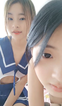 1个会跳舞~1个会喷尿+两人同框