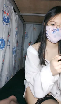 大学生宿舍里偷偷直播 全裸发骚抠逼 -01