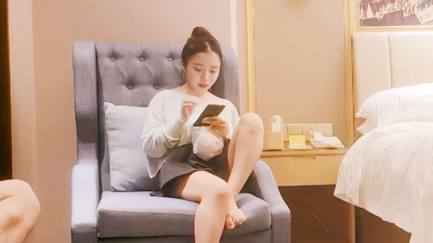 迷妹推荐--说话娇滴滴的妹子被操到泣不成声