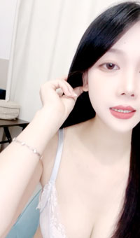 超级美女自慰潮喷流白浆