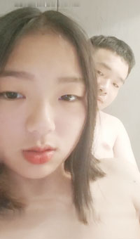 和老公直播赚奶粉钱