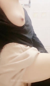 儿子好像更兴奋一些_鸡吧抽插的幅度也更大_操的我头有些懵懵的_身体爽的好像要飘了起来_随着儿子最后的