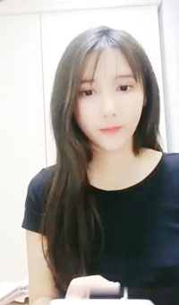 嫩模心玥露自慰大秀身材人呻吟插穴自慰