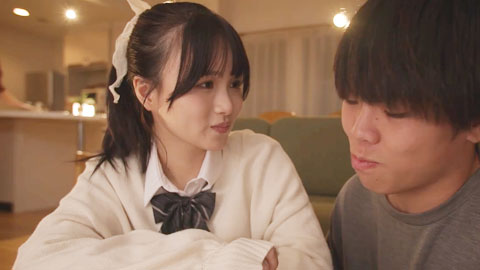 因为女友们要来留宿 今天也仍然性欲爆棚的哥哥又是完全勃起__002