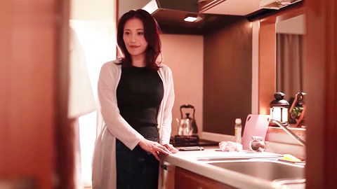 無法忘懷燃燒般的熱吻…-01