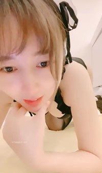 溪宝儿 逆天颜值新人穴粉菊嫩 贴屏掰B扣穴 道具自慰