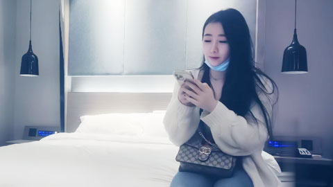 迷妹推荐--长腿巨乳妹_苗条长腿超级大完美尺寸润又滑