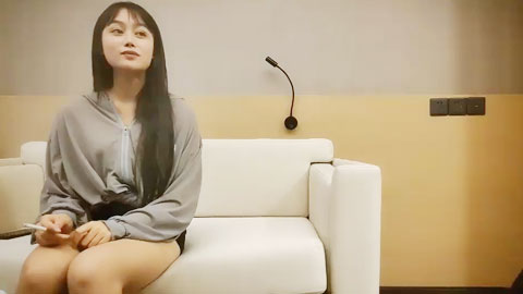 迷妹推荐--微信附近良家少妇一夜激情啪啪