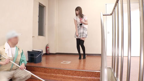 女大学生伊东千奈美沉默轮姦强暴_001