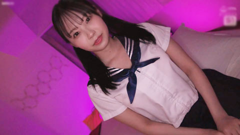 胸部发育得超级夸张，变成H罩杯爆乳，叛逆期又超傲娇的童颜巨乳妹妹竟然被变态哥哥的小鸡鸡给征服了 小日向美优__002