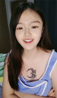 白虎姐妹花全程露脸赚学费诱惑狼友大秀直播刺激，捆绑束缚奶子跳蛋玩弄逼逼，淫声荡语舌吻