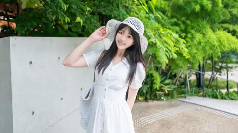 清纯19岁白色连衣裙女大生援交极品美臀白虎一线天馒头逼超粉嫩中出