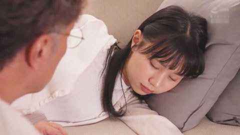 性欲虽然应该已经枯竭，但只要看到儿媳，就会勃起__001