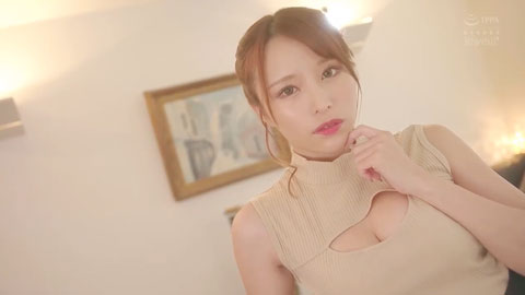 勃起的龟头隔着布料前端1cm插入体验_诱惑做爱的美容师