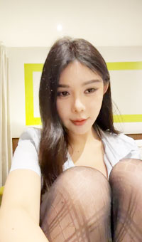 顶级巨乳骚货 身材火爆脸蛋精致 白衬衫湿身 黑丝吊带 婚纱白丝 掰穴猛插 骚奶乱晃高潮喷水