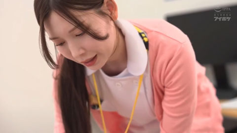 異常性慾治療中心密著紀錄片_接受所有射精依賴的暴走肉棒的白衣天使_001