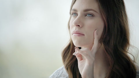 模特安雅奥尔森的第一次跨种族