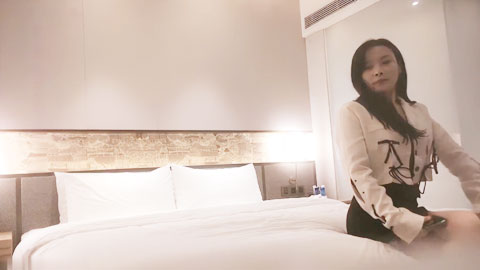 迷妹推荐--风韵美模上海外围，极品御姐