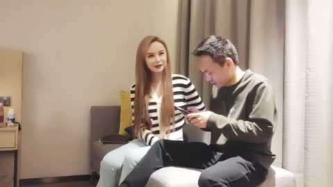 迷妹推荐--懂装扮会撩骚 娇嗲骚气呻吟声害男主轻易缴械投降