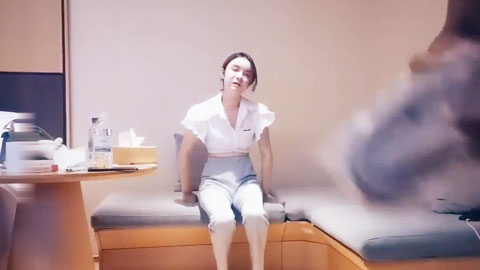 迷妹推荐--白衣大长腿，娇小玲珑惹人怜，气质女神激情四射