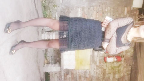 迷妹推荐--前几天干过的大胸少妇出现了，毫不犹豫再来一发