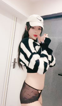 性感尤物美女粉嫩逼自慰，火辣激情裸舞，各种骚操作不断刺激了