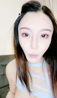 又是一个人间胸器，新人近期下海！性感露奶装，扒开丁字裤爆插骚穴