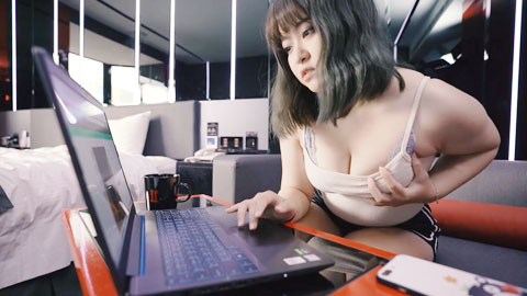 迷妹推荐--寂寞女友-寂寞女友性欲太强