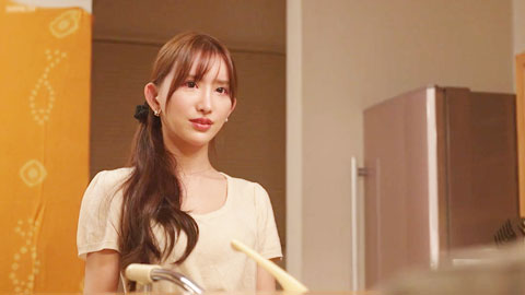 PRED_763_可憐是我的肉便器。在沒有種子的兒子洗澡的20分鐘空檔，我用強力的活塞連續中出讓她懷孕_001