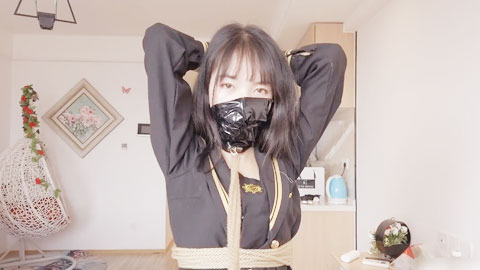 迷妹推荐--捆绑学生妹子