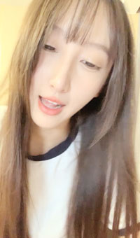 明星颜值粉嫩女神，给你所有想看的，超嗲娃娃音