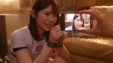 在垃圾房里被给我春药的绝也老男人中了20次后我疯了……葵伊吹_002