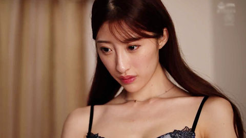 美丽的内衣，用唾液和精液为报酬的人妻保险推销员__001