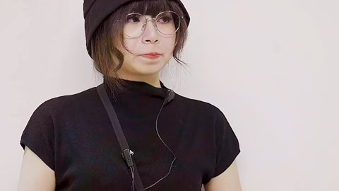 迷妹推荐--片场全裸职场性教育