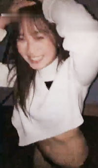 淫乱KTV 脱光了唱