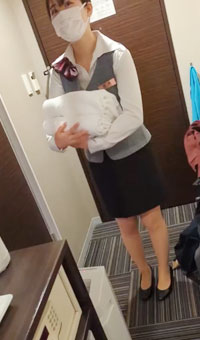 偷袭高级酒店女服务员