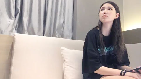 迷妹推荐--大长腿身高近1.8米的高端外围冷艳型超模