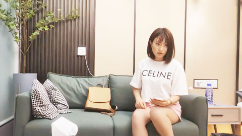 迷妹推荐--极品清纯少女，3000一炮，大圈00后女神