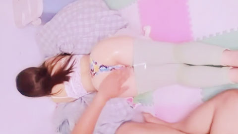 迷妹推荐--约了个健身教练，非要叫我边看片边操作她