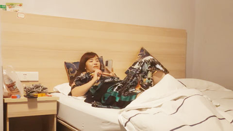 迷妹推荐--晨勃炮，农民工大哥身体壮，少妇干得嗷嗷叫，射好多直达高潮