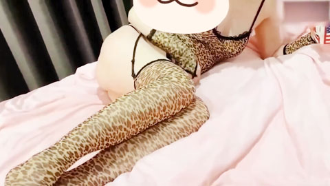 迷妹推荐--叔嫂乱伦 母狗嫂子求我操烂她的骚逼2