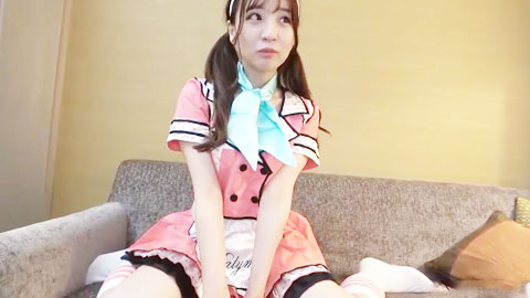 非常卡哇伊的妹子来酒店兼职 小嫩B被干的哇哇直叫