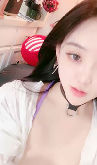 大尺度自慰！一线天无毛美穴，干净超粉嫩，手指插入扣弄