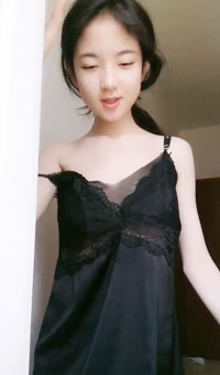 小萌妹宿舍自慰-