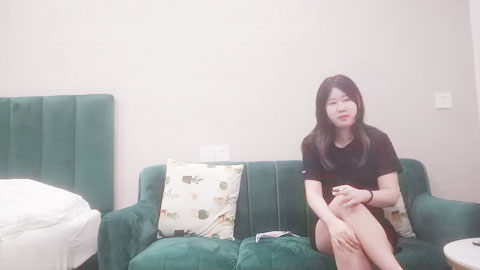 迷妹推荐--湘妹子皮肤白皙，温柔健谈会撩人，床上尤物娇喘声震天