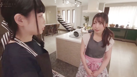 在妻子旁偷偷紧贴诱惑呢喃淫语的大姊--01