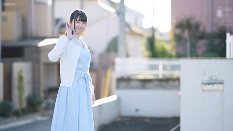 新人很敏感！乳头是阴蒂的敏感美少女中出AV出道！ ！七门尤里