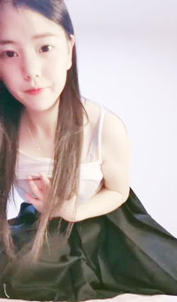 清纯干净小姐姐大尺度秀