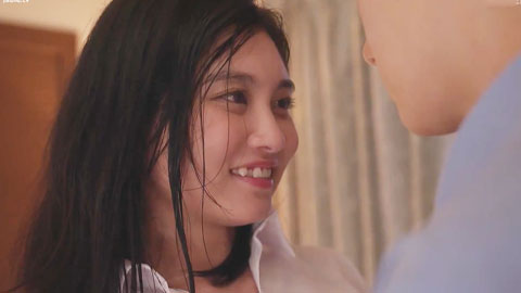 雨天宿泊NTR突然下起暴雨全身湿透了W不伦  五十岚夏